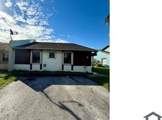 1262 Sandpiper Blvd, Homestead, FL 33035