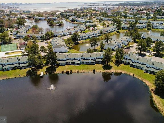 5th image of 38303 Bluebird Ln Unit 353