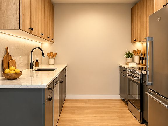 4th image of 1584 Fulton St #2RR