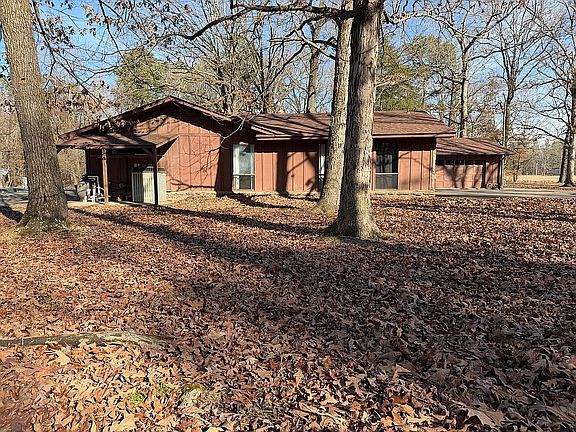4th image of 2403 Surfside Ln