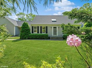 8581 New Suffolk Ave, Cutchogue, NY 11935