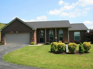 68 Greenbo Ct, Morehead, KY 40351