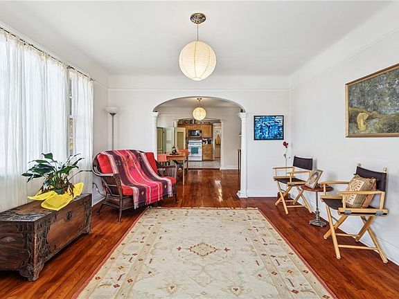 2nd image of 4631 Painters St