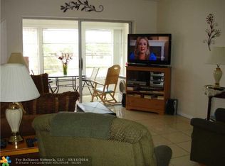 3091 NW 46th Ave APT 304, Lauderdale Lakes, FL 33313