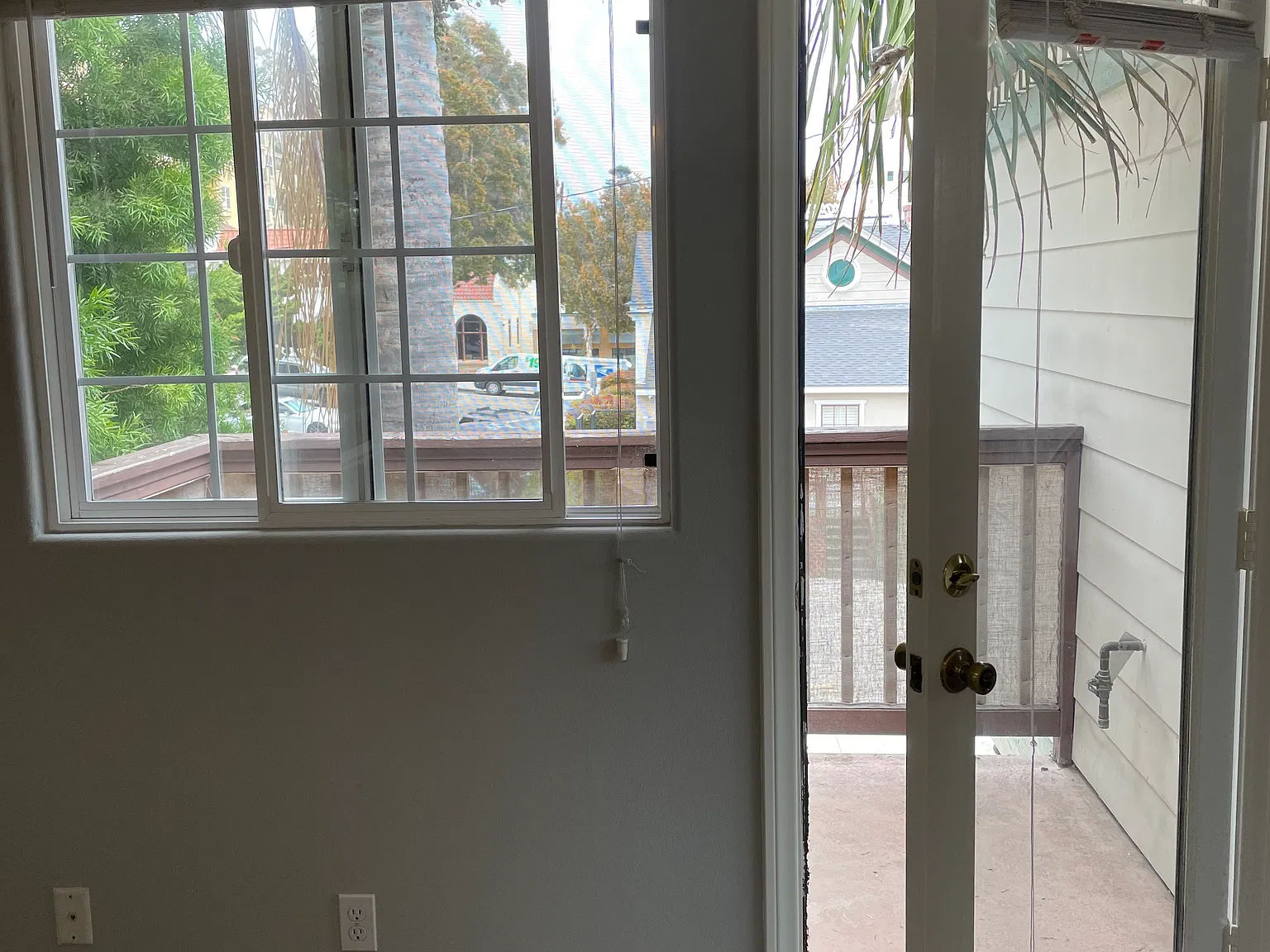 2 bed, 950 sqft, $3,200 — Photo 2
