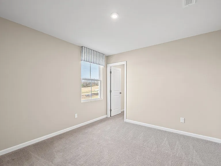 1139 Lisenbee Way — Photo 32