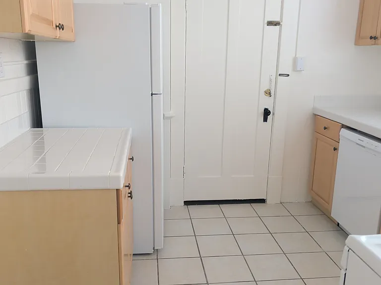 1449 Washington St #7 — Photo 26
