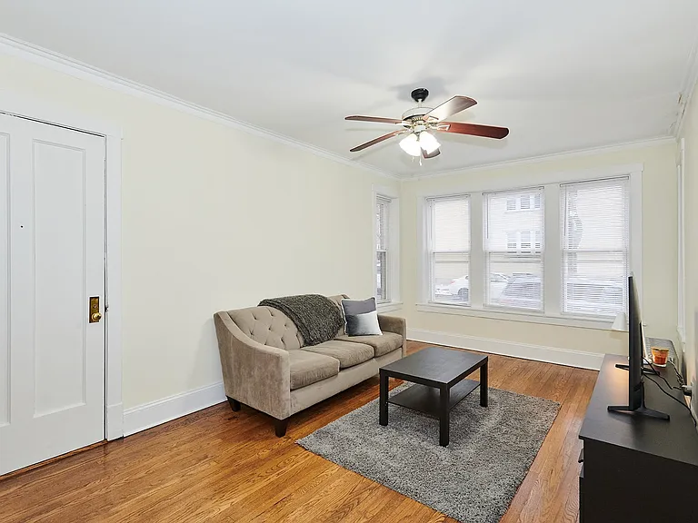 2536 W Thorndale Ave #3 — Photo 10
