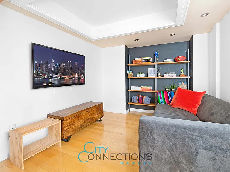 20 West St #26C — Photo 9