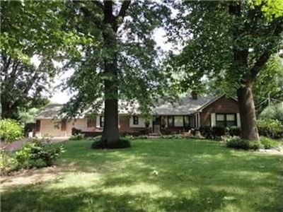 6827 Beverly St, Overland Park, KS, 66204