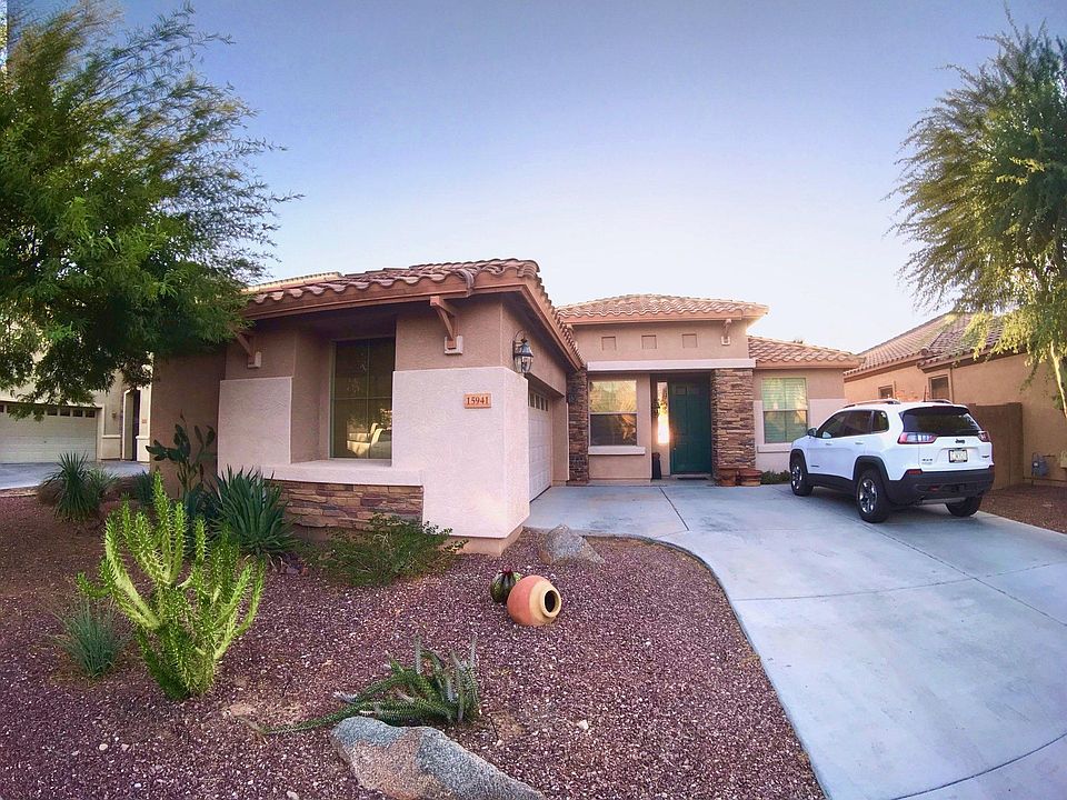 1st image of 15941 N 175th Dr