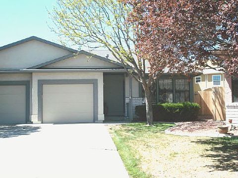 Great Single Level Townhome