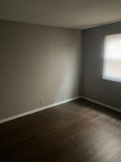 410 George St — Photo 6
