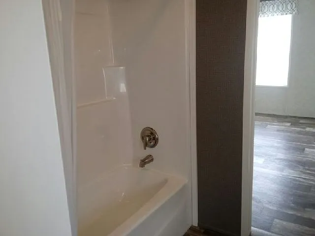 100 Lisa Ln #100 — Photo 13