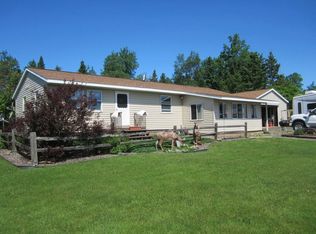 45379 Superior Rd, Houghton, MI 49931