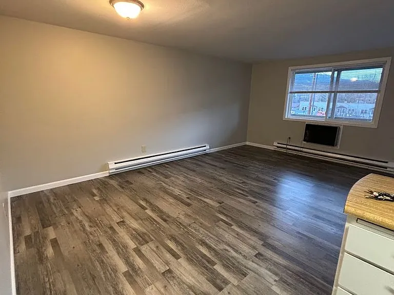 301 Kiwanis Park Ln — Photo 16