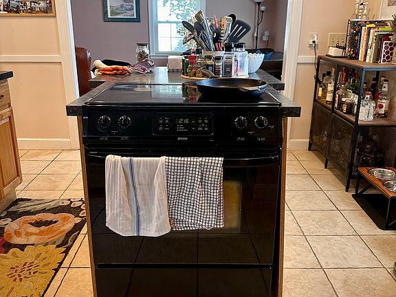 3rd image of 40 Harrington Street # Fl 2nd