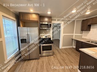814 Broadway Ave NW APT 1, Grand Rapids, MI 49504
