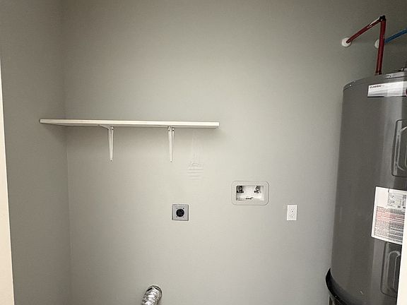 5th image of 825 S Mississippi St APT B