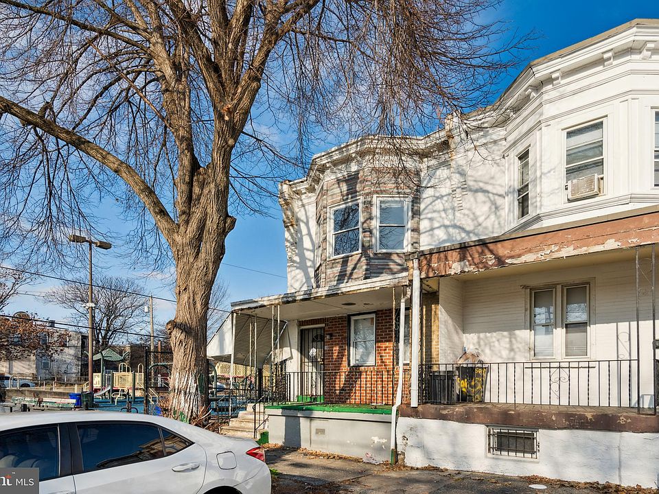 2nd image of 5065 Parrish St