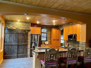 2210 Bernina Dr, Pine Mountain Club, CA 93222