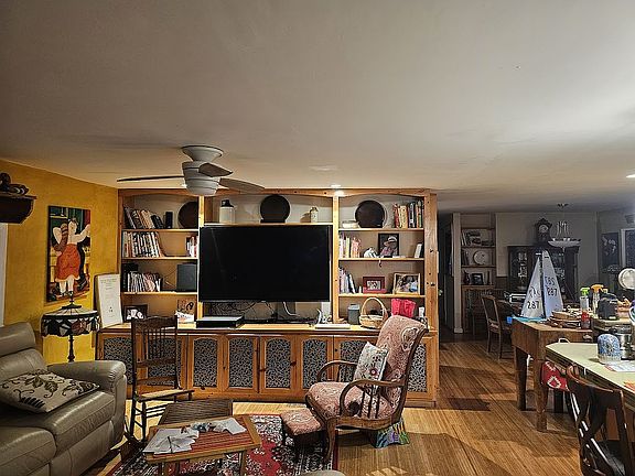 5th image of 6428 Brandywine Dr S