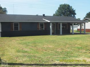 2708 Robinson St, Newport, AR 72112