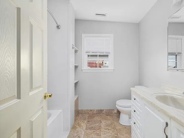 86 Grove St #2 — Photo 6