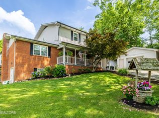 2814 Montvale Rd, Maryville, TN 37803