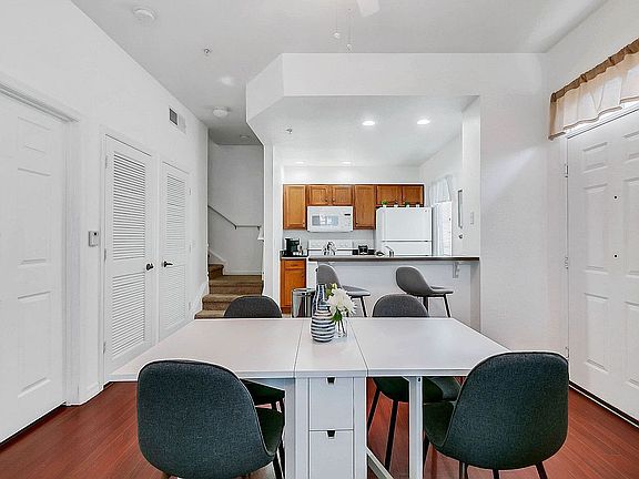 5th image of 4012 Santa Maria Dr Unit 56-108