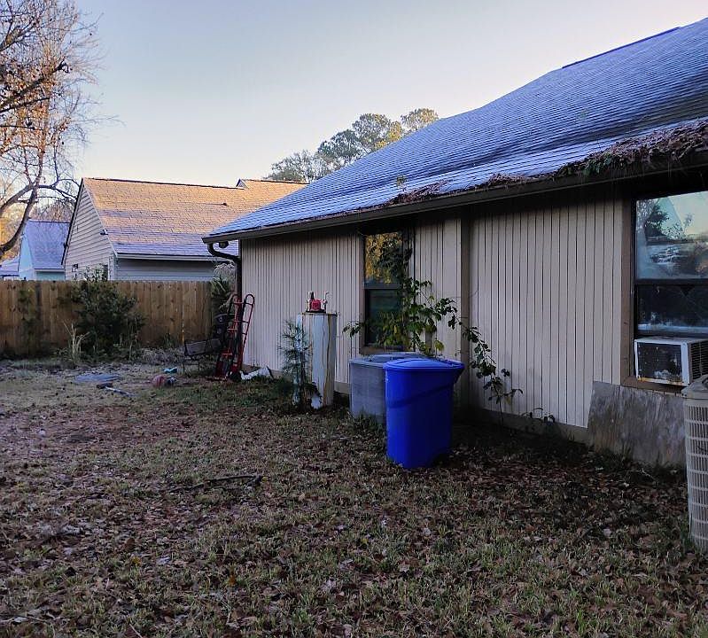 2nd image of 156 Lancashire Rd