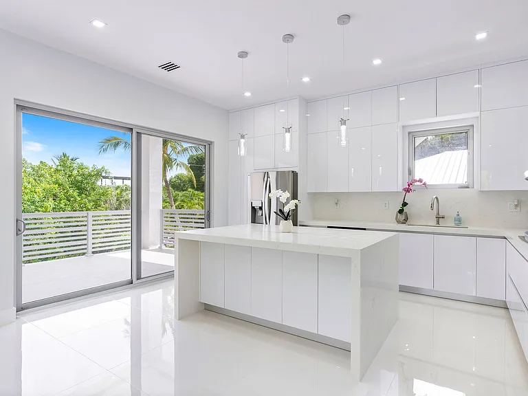 365 Buttonwood Shores Dr — Photo 25