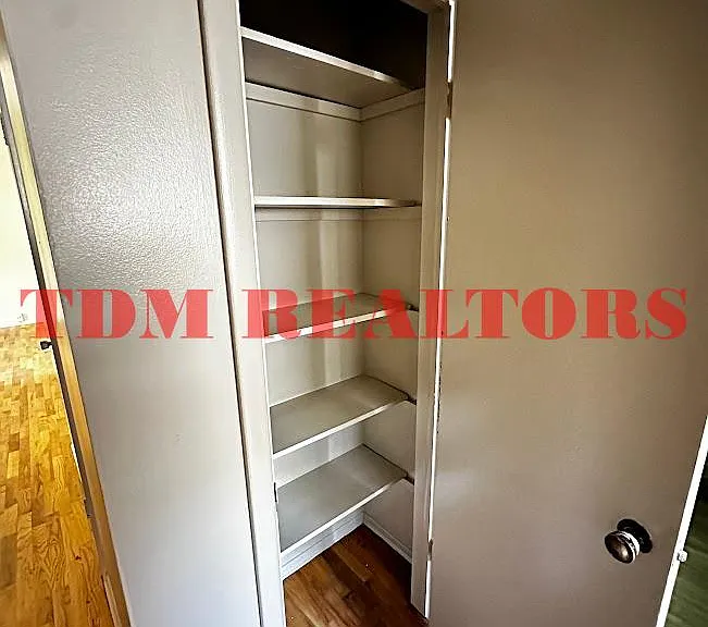 3737 Lynn St — Photo 9