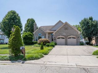 221 Breezy Vis, Cincinnati, OH 45215