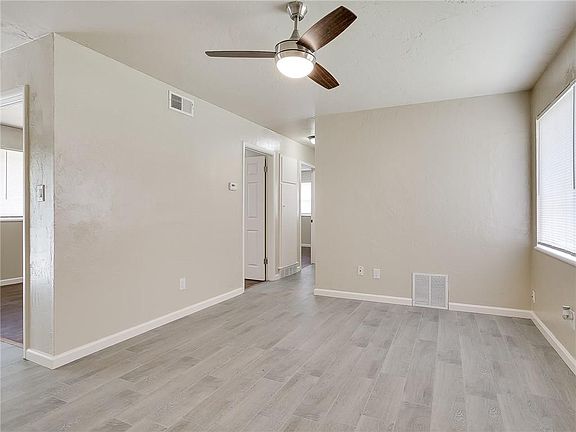 5th image of 2316 Eagle Dr