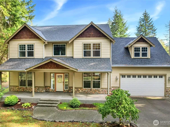 8210 NE Husky Lane, Kingston, WA 98346