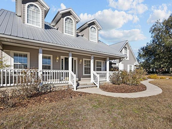 3rd image of 277 SW Long Leaf Dr