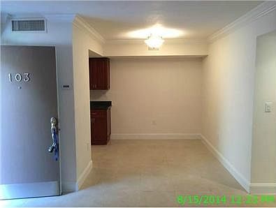 3rd image of 690 NW 114th Ave APT 103