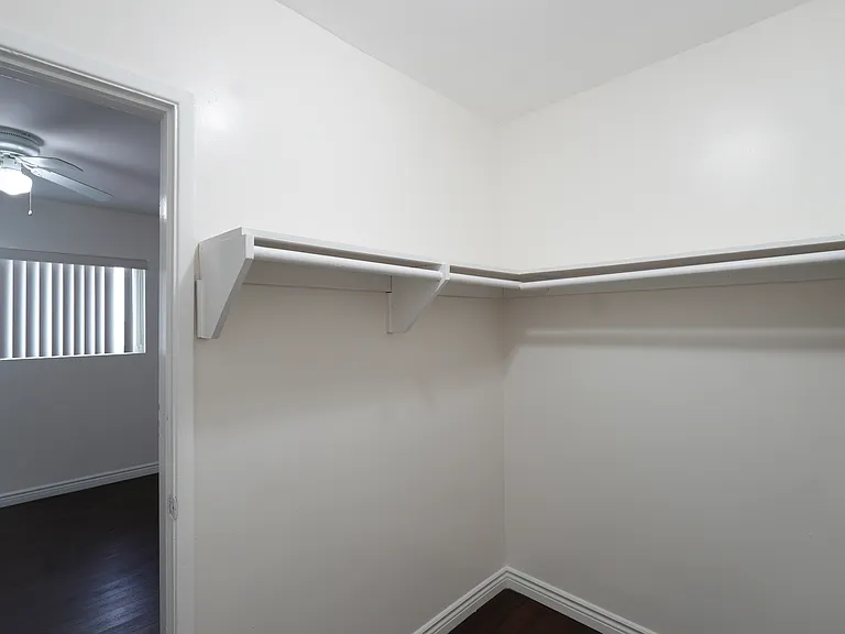8101 Stewart & Gray Rd #10 — Photo 14