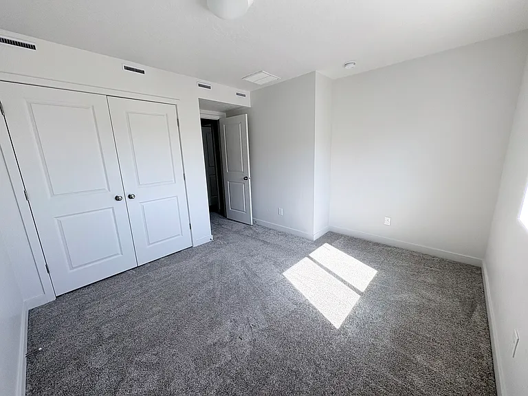 1397 S 570 W — Photo 13