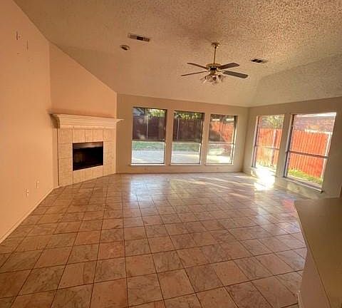 3rd image of 5721 Frio Dr
