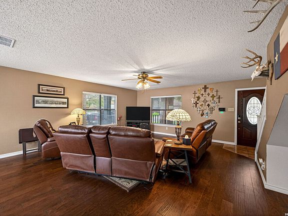 4th image of 3308 BALDWIN PARK