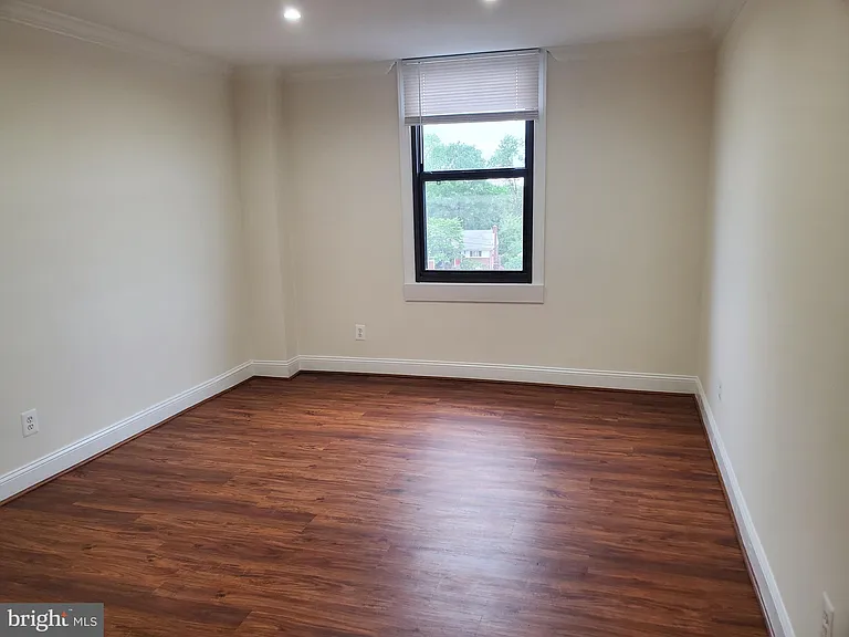 4600 Duke St #613 — Photo 13