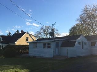 921 Wapping Rd #1, Portsmouth, RI 02871