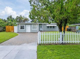 2014 Pineway Dr, Orlando, FL 32839