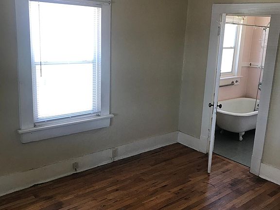 5th image of 3911 Jefferson Ave