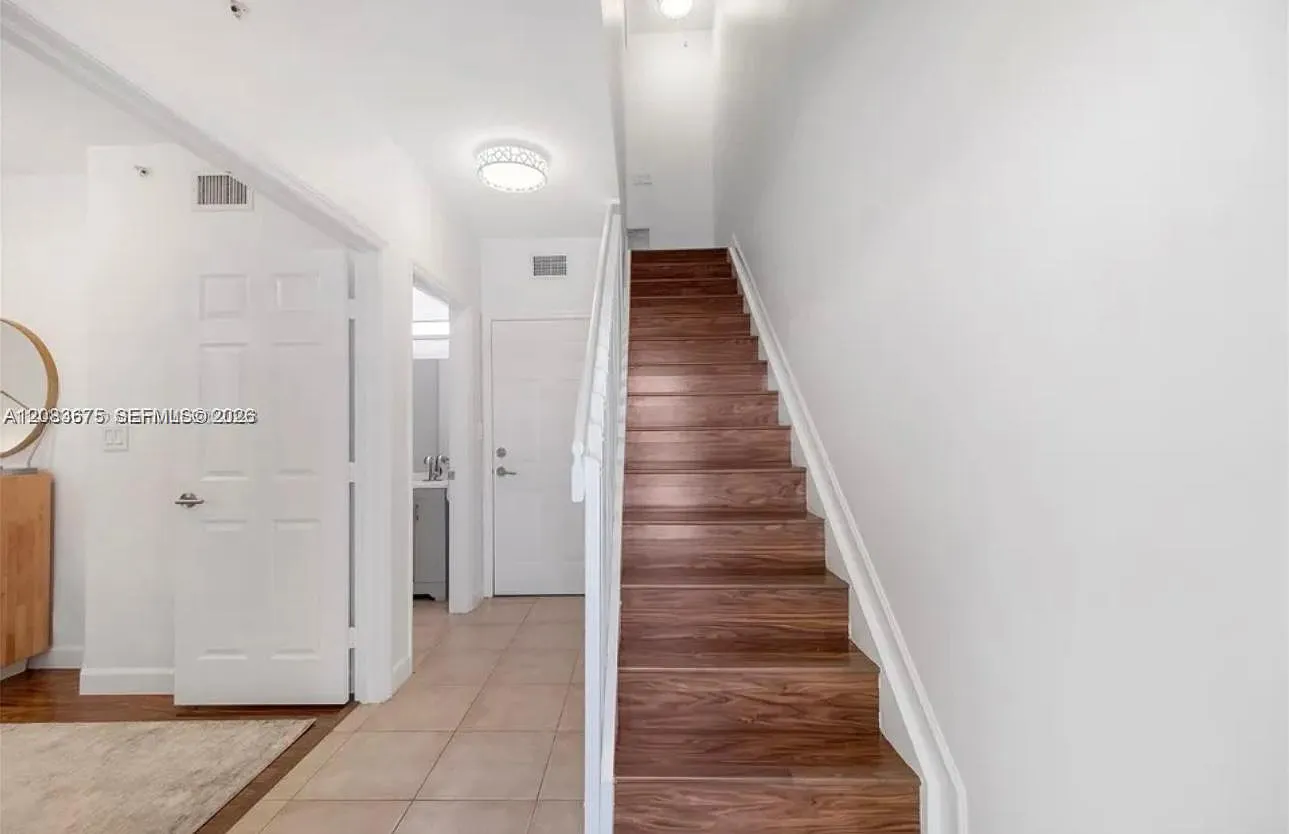 2080 Ocean Drive Condo — Photo 2
