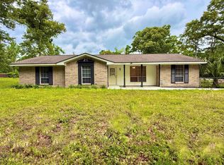 2043 Cherry Laurel Dr, Spring, TX 77386