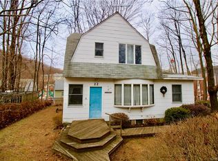 22 Hillside Ave, Tuxedo Park, NY 10987