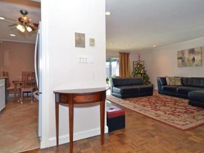 1208 Greendale Ave APT 237, Needham, MA, 02492